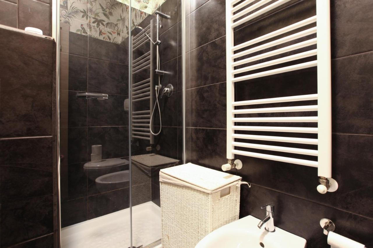 Modern Apartment Close To Shopping District มิลาน ภายนอก รูปภาพ