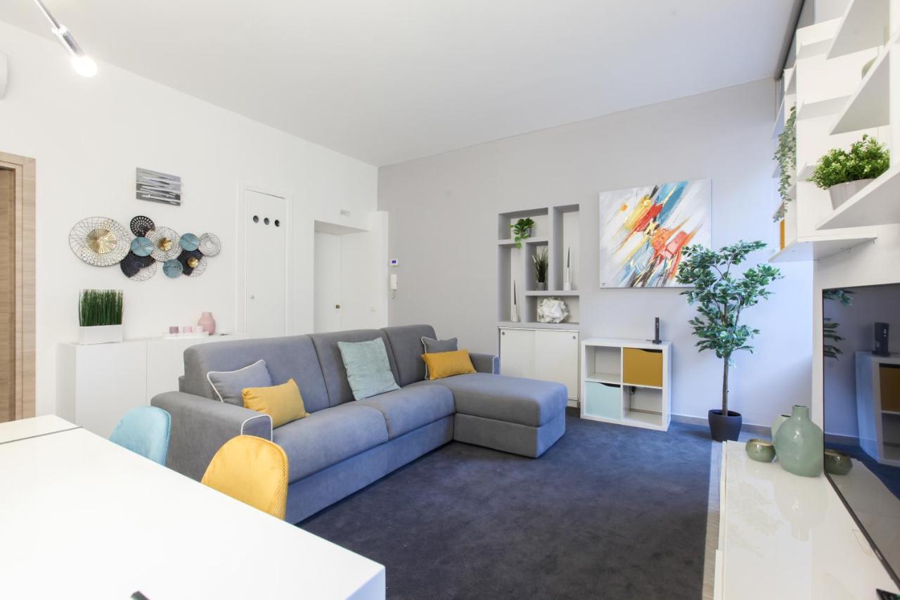 Modern Apartment Close To Shopping District มิลาน ภายนอก รูปภาพ